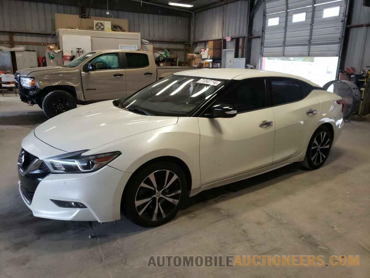 1N4AA6AP8JC366827 NISSAN MAXIMA 2018