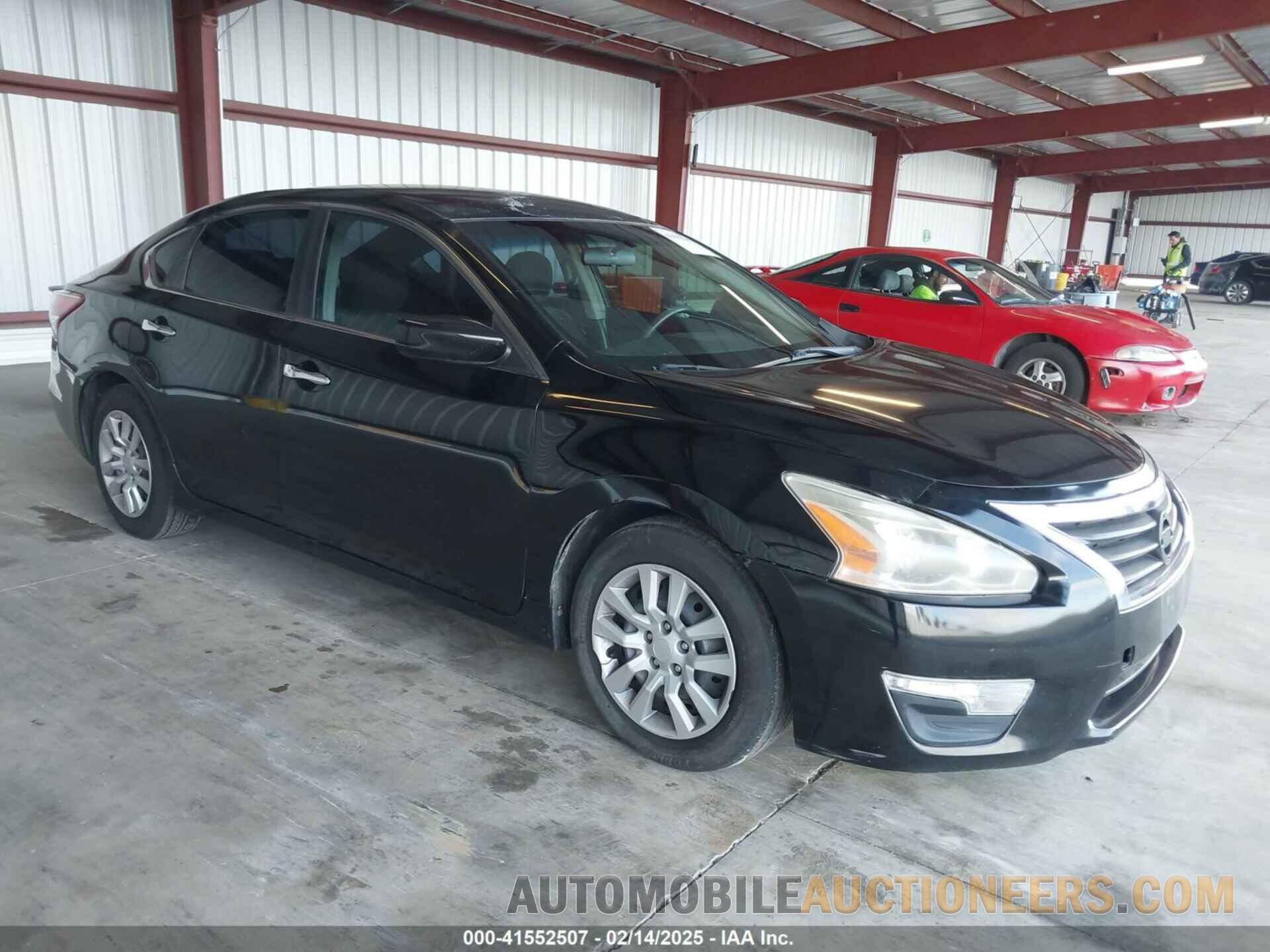 1N4AL3AP0DC110114 NISSAN ALTIMA 2013