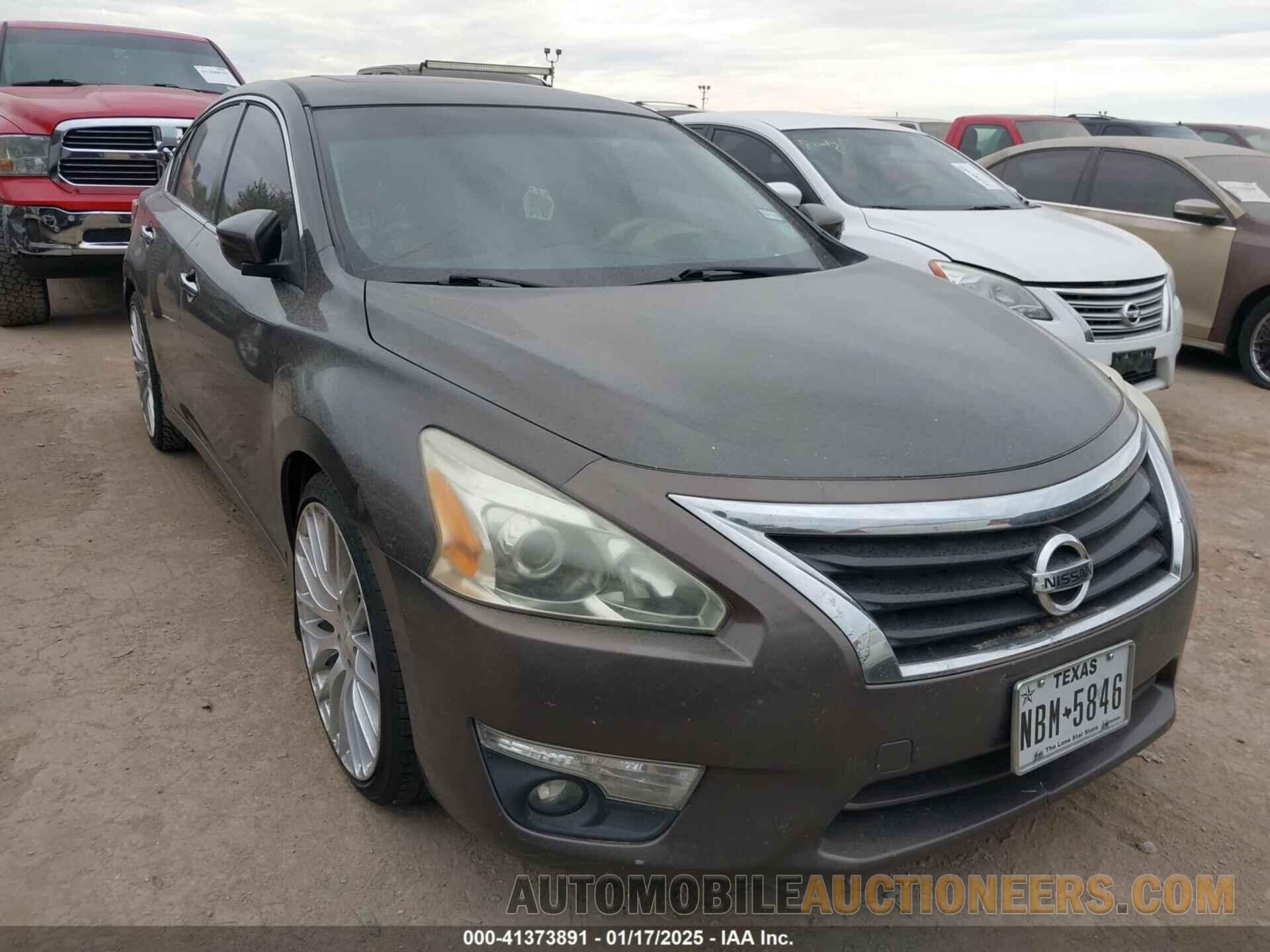 1N4AL3AP0DN561645 NISSAN ALTIMA 2013