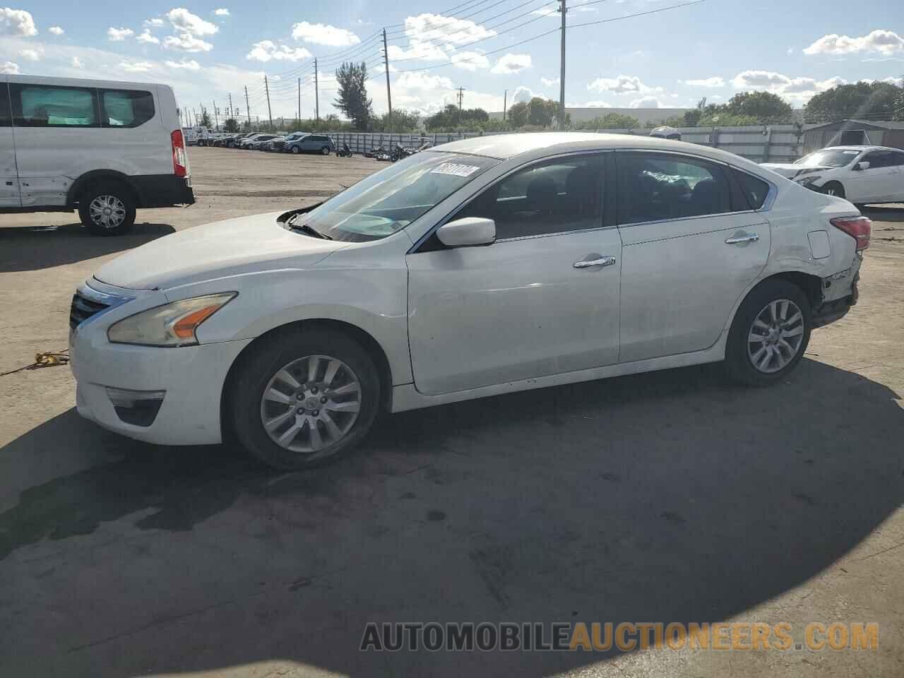 1N4AL3AP0EN357039 NISSAN ALTIMA 2014