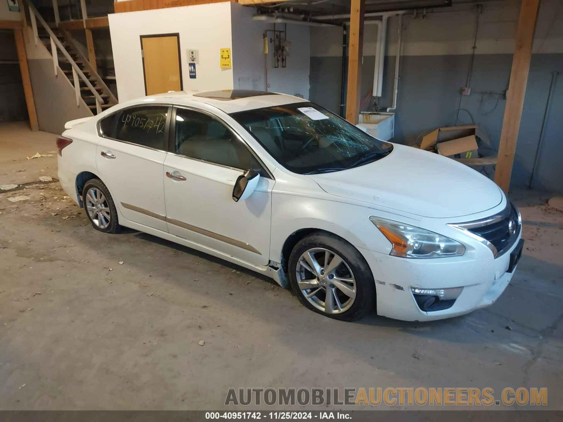 1N4AL3AP0FC169666 NISSAN ALTIMA 2015