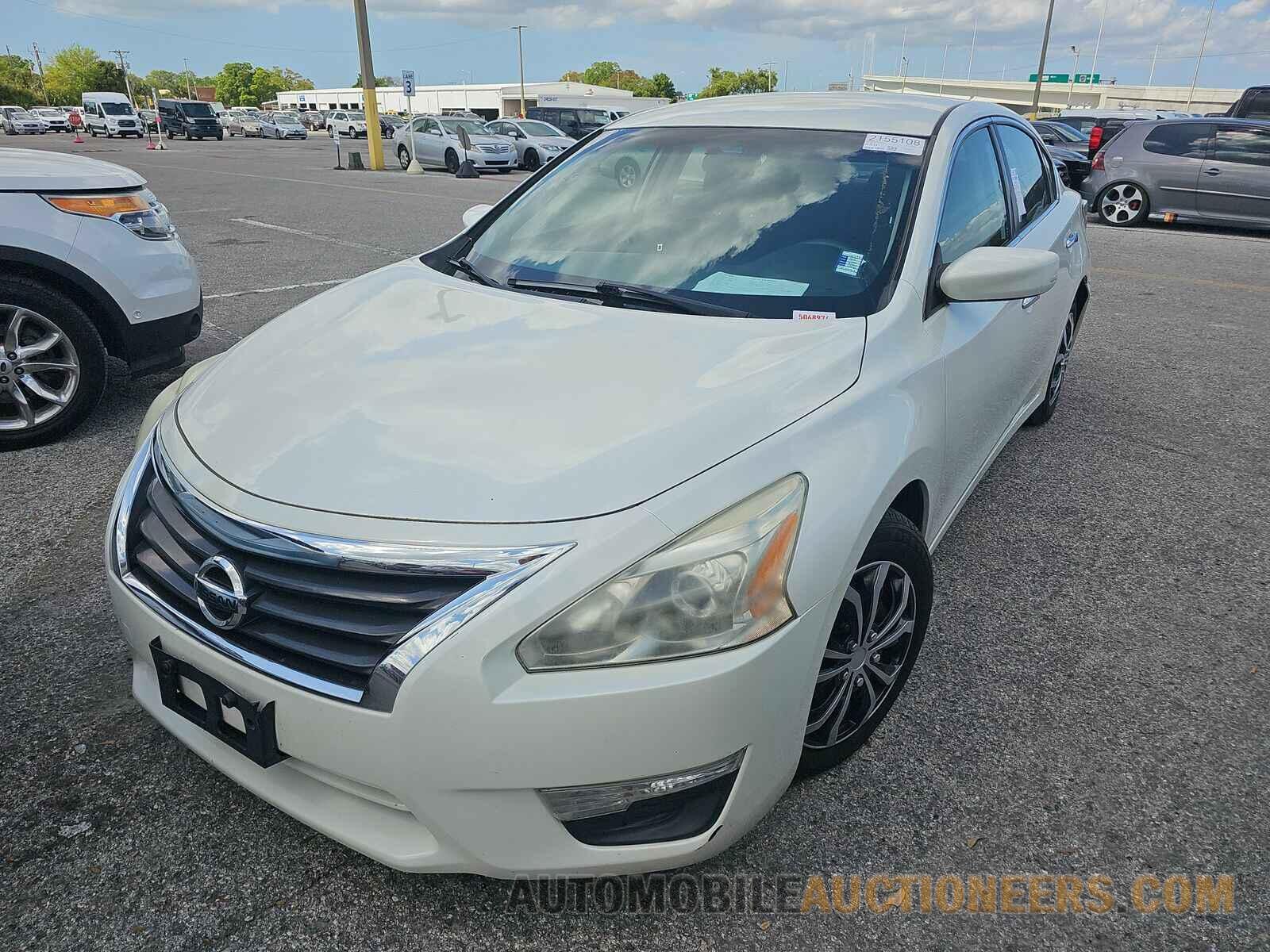 1N4AL3AP0FC210913 Nissan Altima 2015