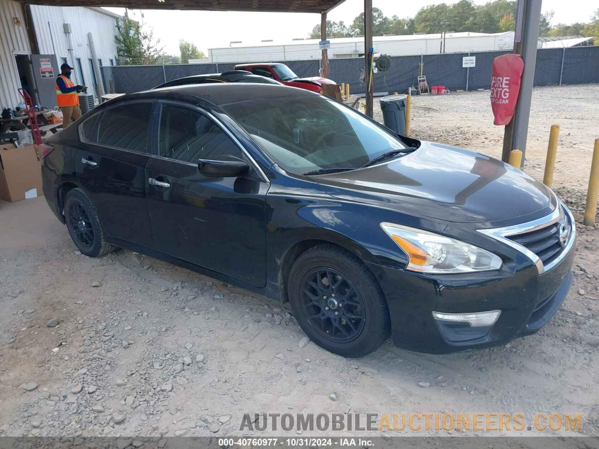 1N4AL3AP0FN886072 NISSAN ALTIMA 2015