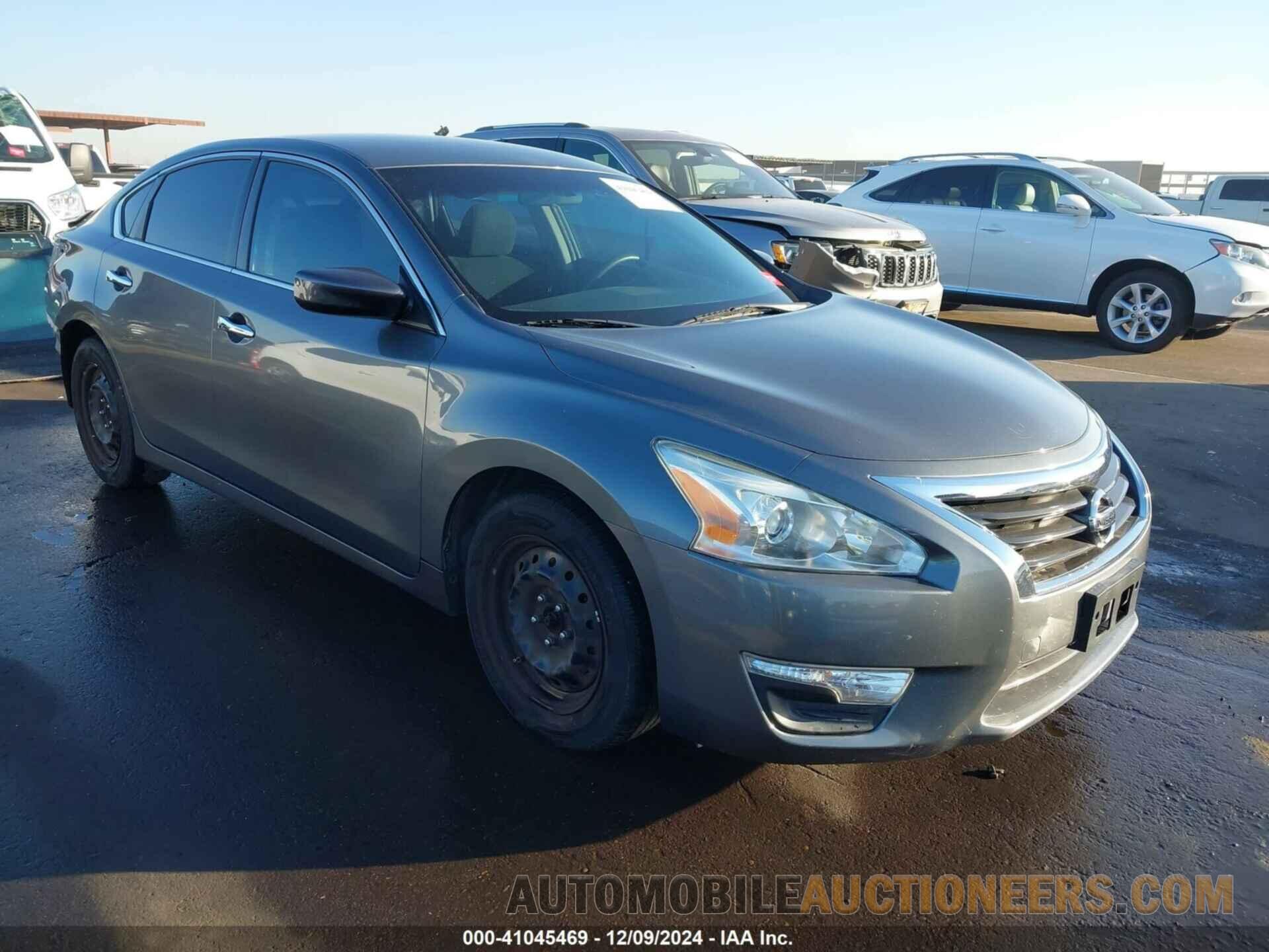 1N4AL3AP0FN887433 NISSAN ALTIMA 2015