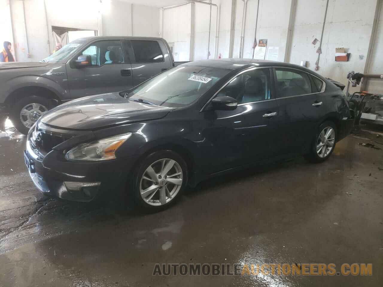 1N4AL3AP0FN888646 NISSAN ALTIMA 2015