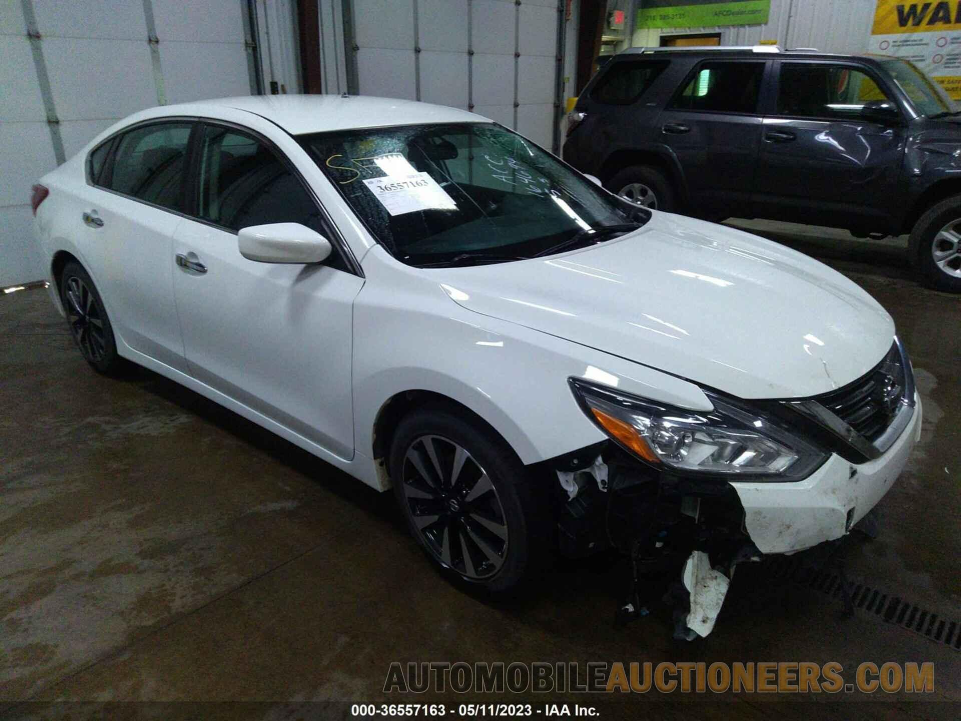 1N4AL3AP0JC212945 NISSAN ALTIMA 2018