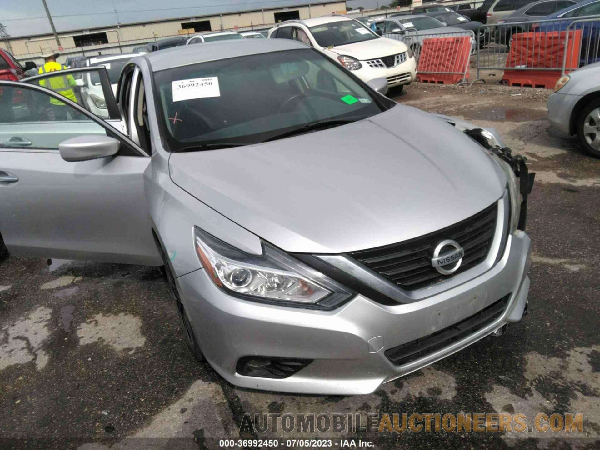 1N4AL3AP0JC237604 NISSAN ALTIMA 2018