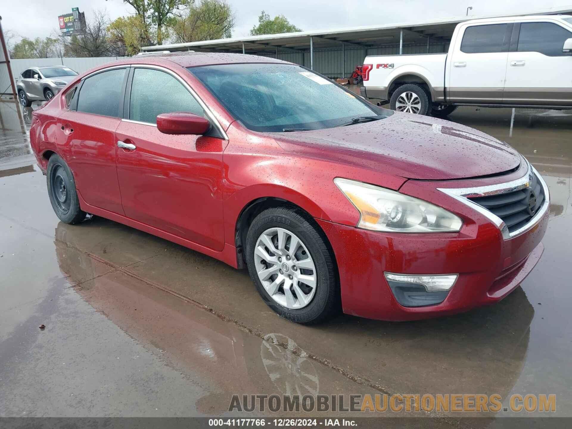 1N4AL3AP1DN584125 NISSAN ALTIMA 2013