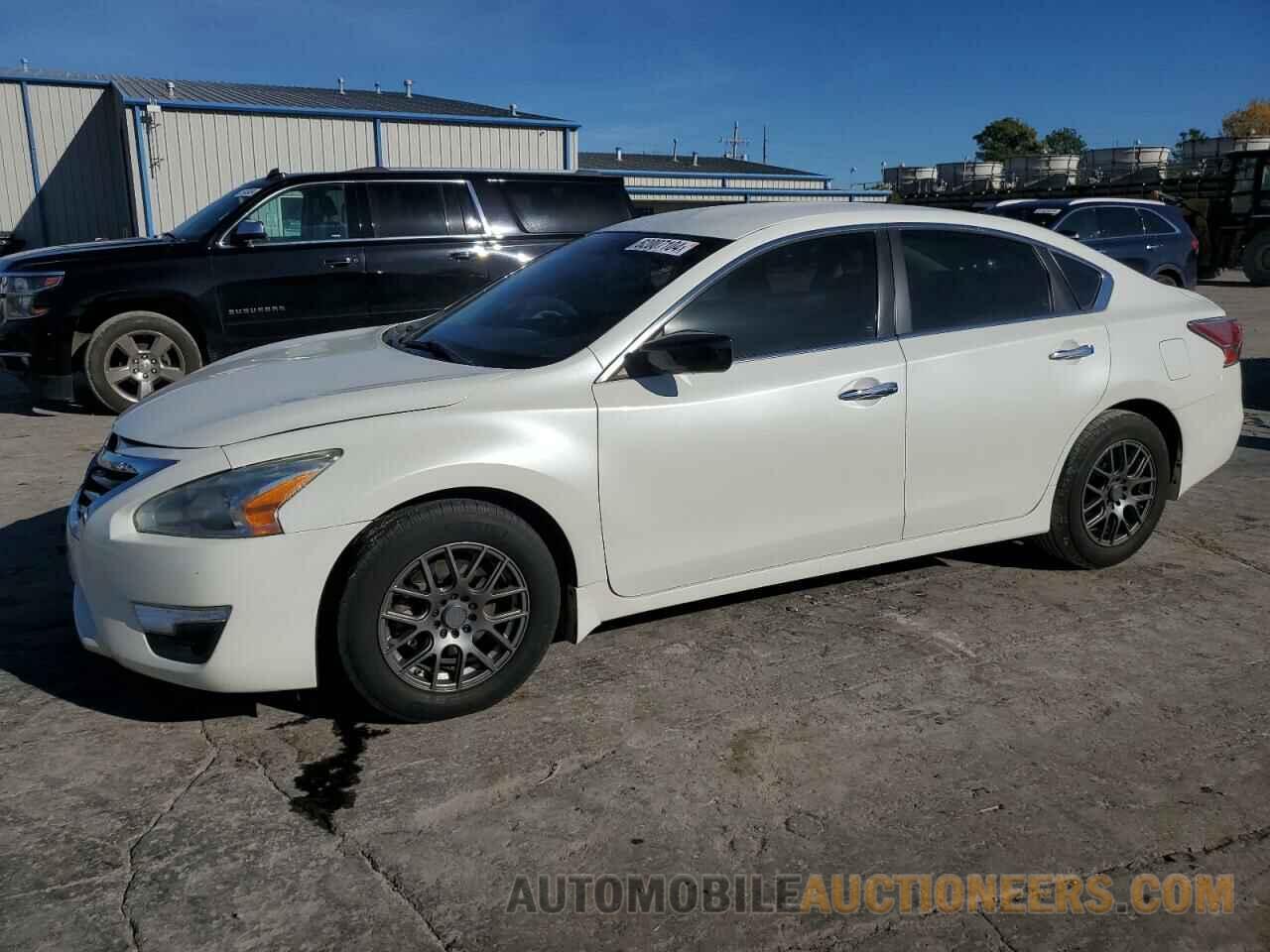 1N4AL3AP1EN357826 NISSAN ALTIMA 2014