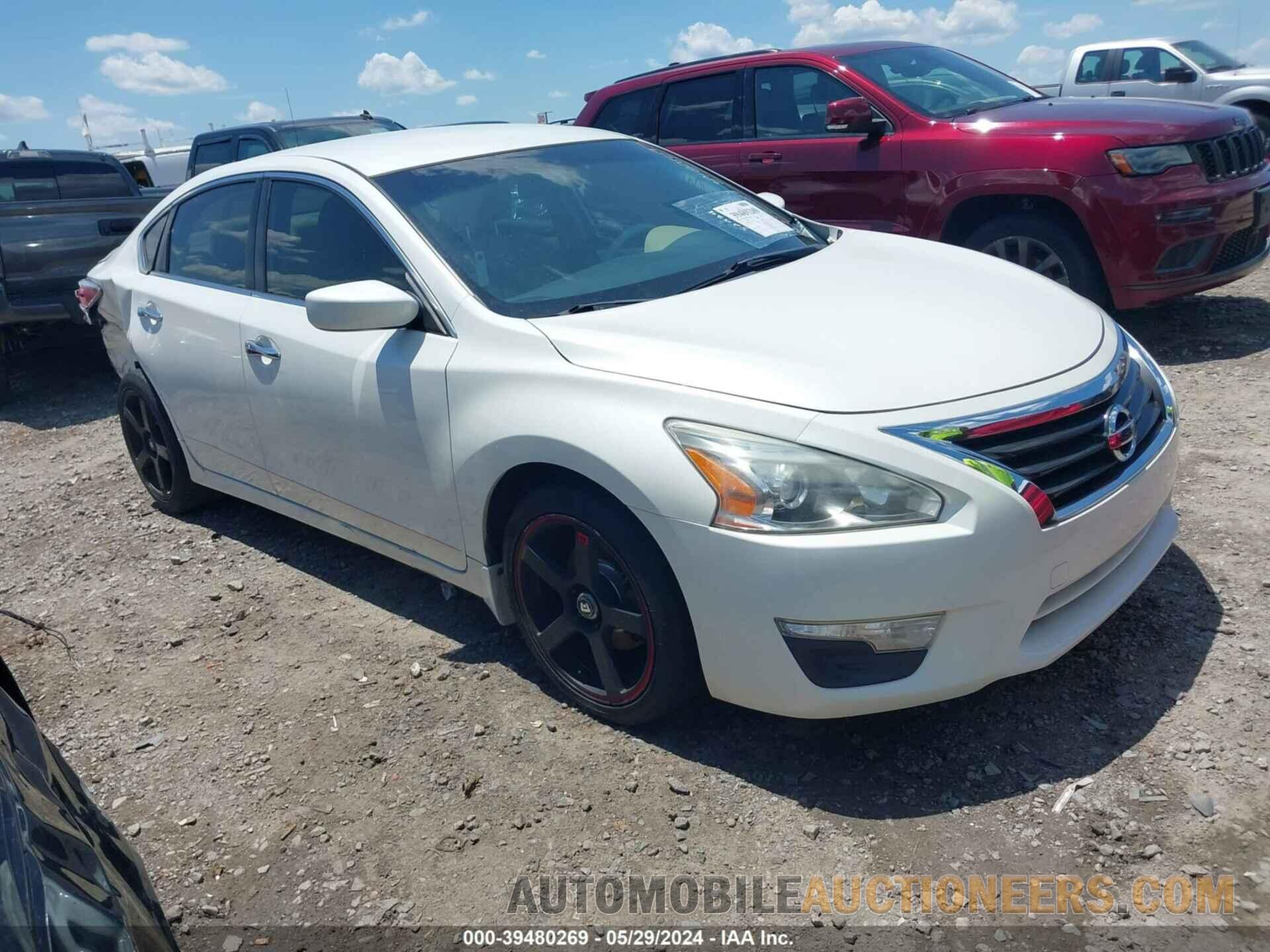 1N4AL3AP1FC163729 NISSAN ALTIMA 2015