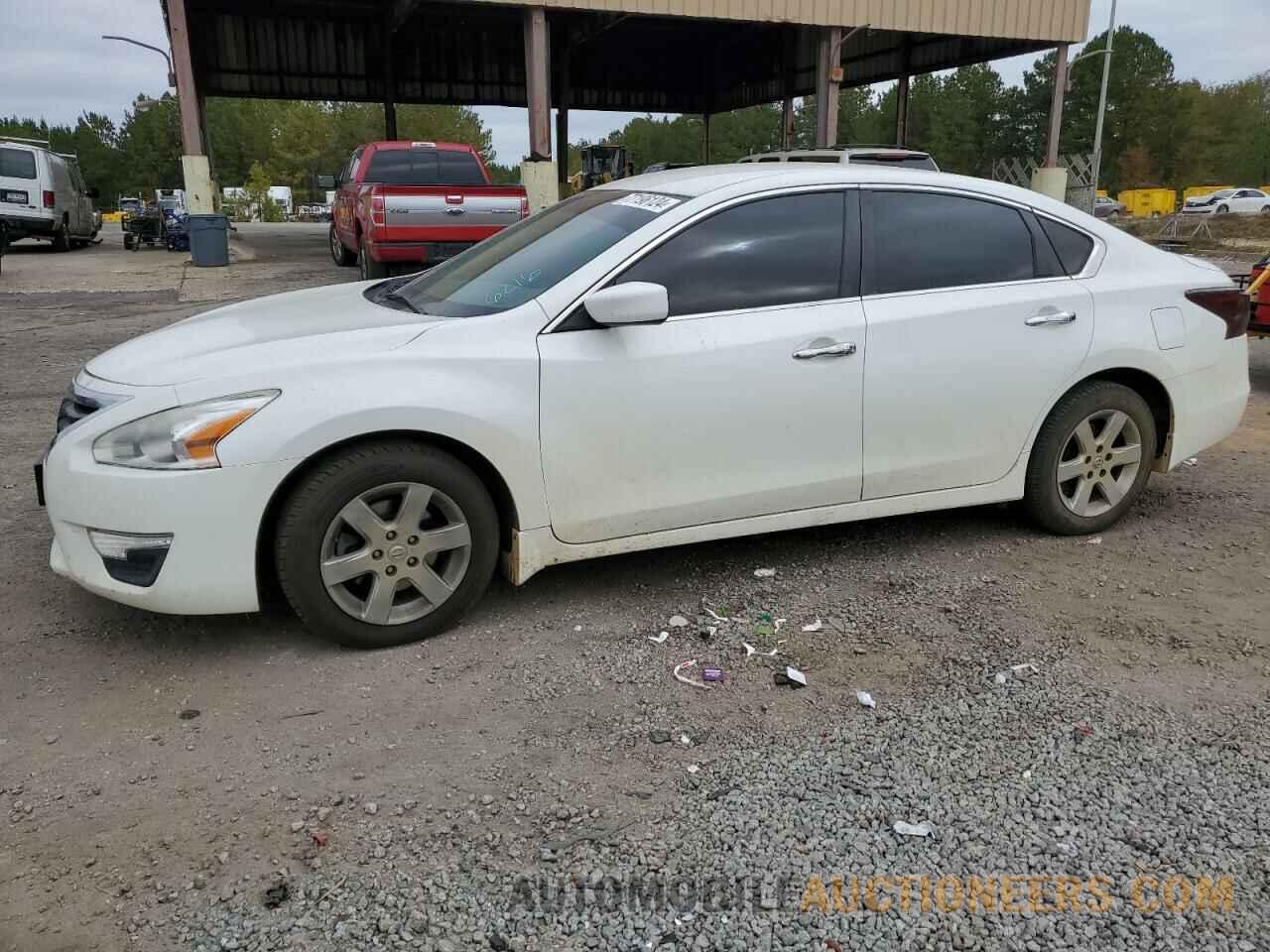 1N4AL3AP1FC409582 NISSAN ALTIMA 2015