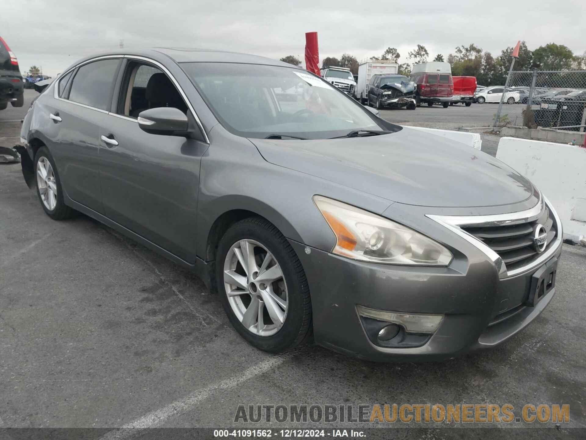 1N4AL3AP1FC444607 NISSAN ALTIMA 2015