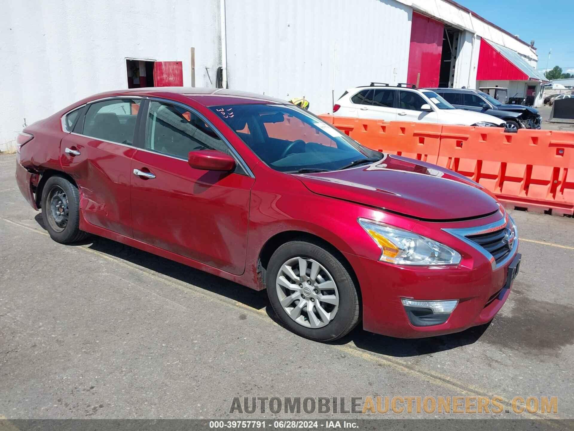 1N4AL3AP1FN888364 NISSAN ALTIMA 2015