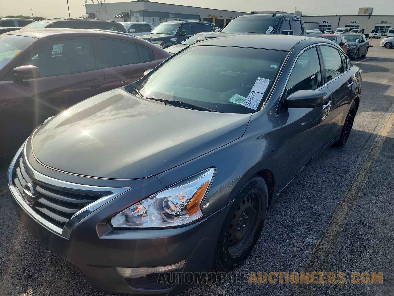 1N4AL3AP1FN889806 Nissan Altima 2015