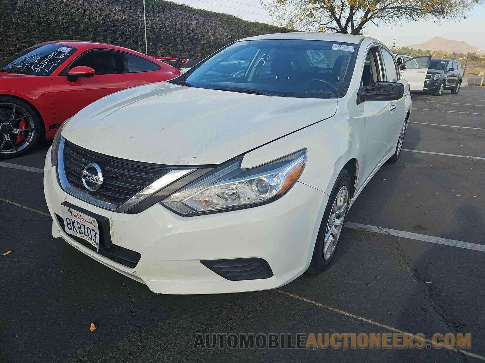 1N4AL3AP1HN338021 Nissan Altima 2017