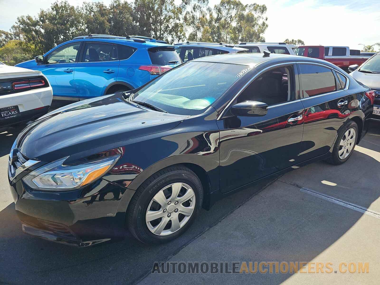 1N4AL3AP1JC275780 Nissan Altima 2018