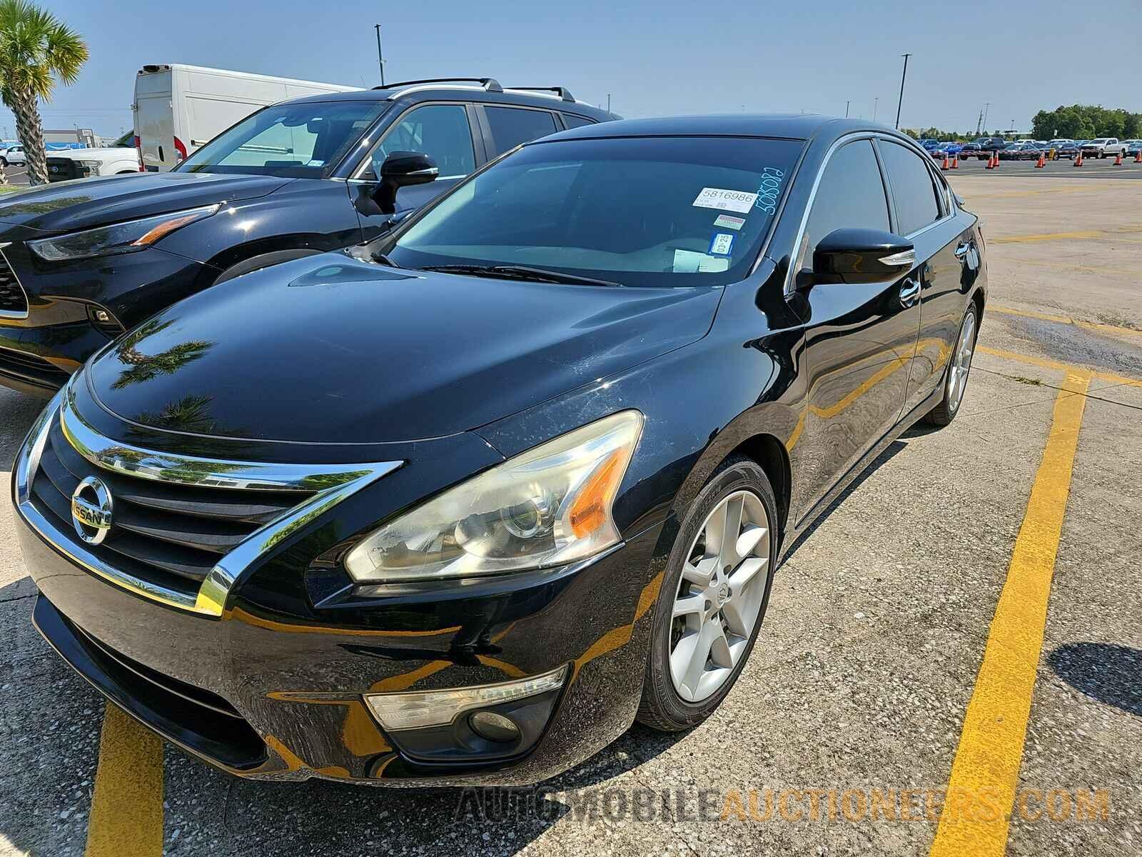 1N4AL3AP2FC255917 Nissan Altima 2015