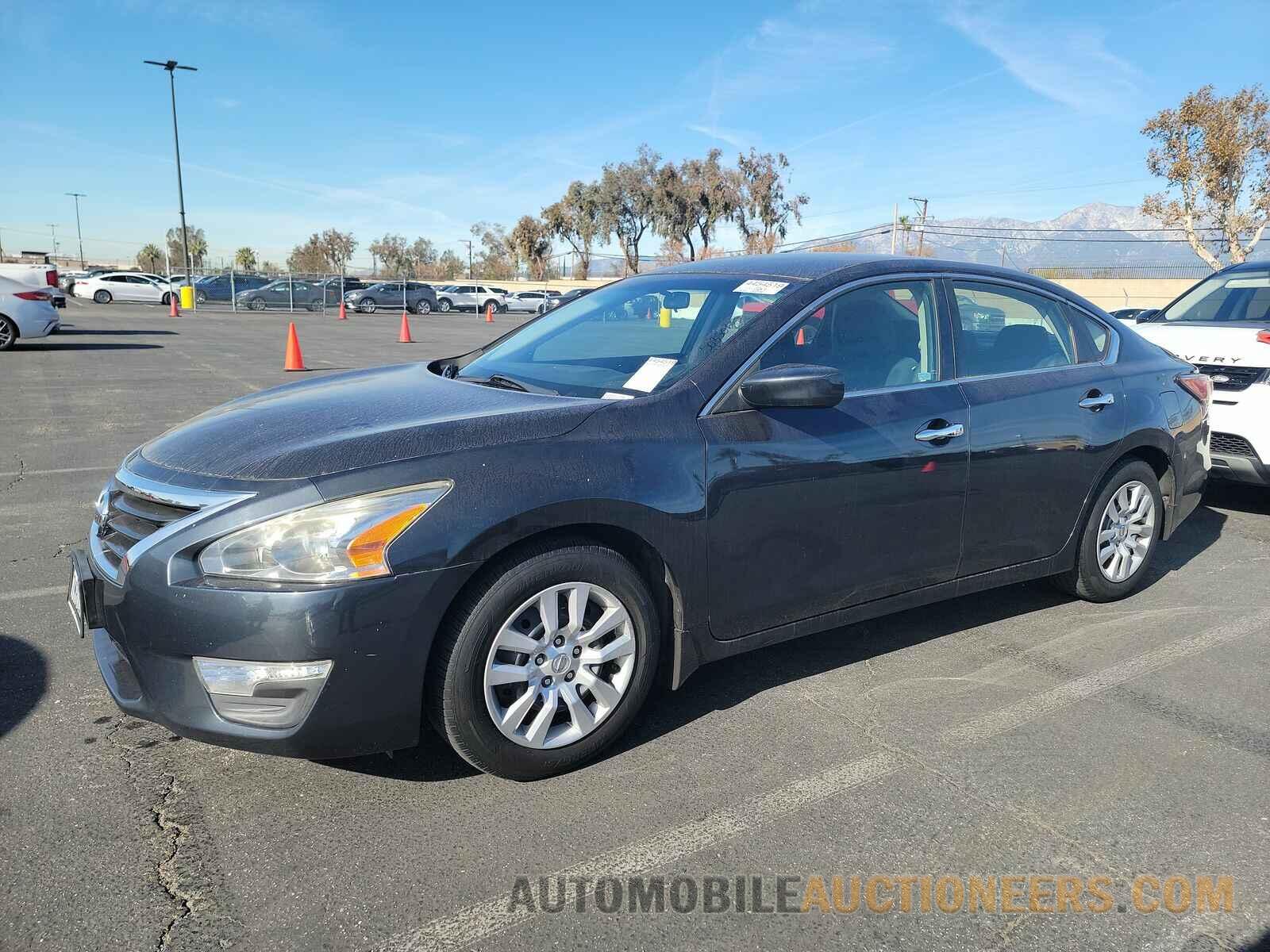 1N4AL3AP2FN327266 Nissan Altima 2015