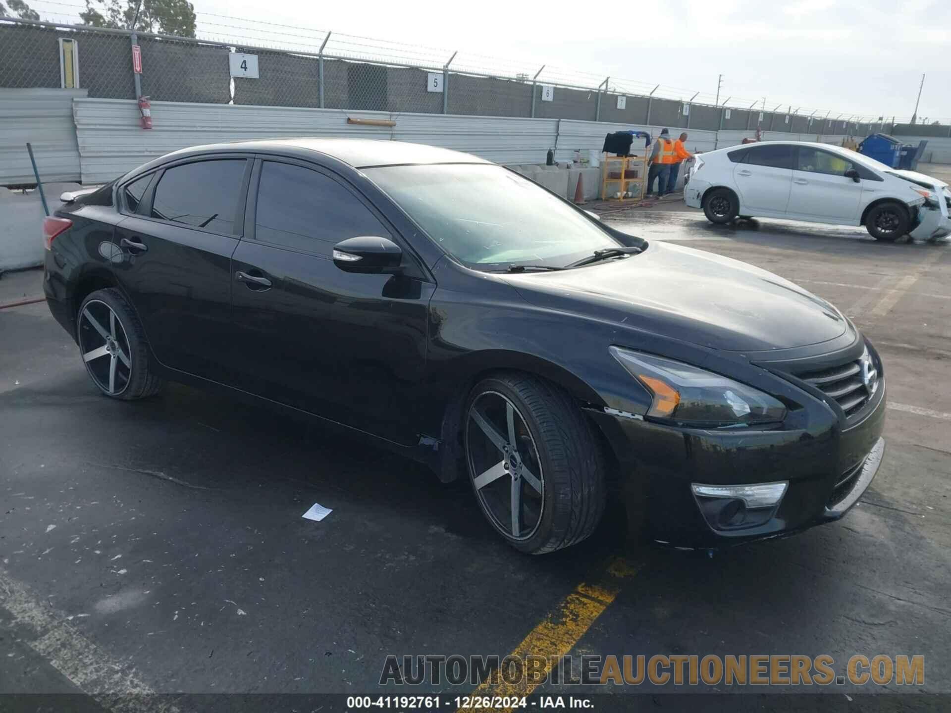 1N4AL3AP3DN529840 NISSAN ALTIMA 2013