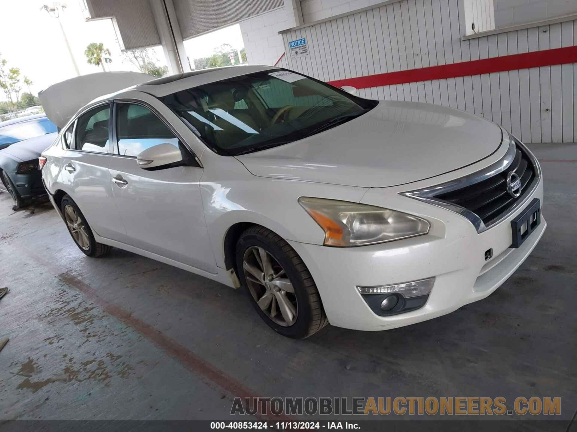 1N4AL3AP3DN577063 NISSAN ALTIMA 2013