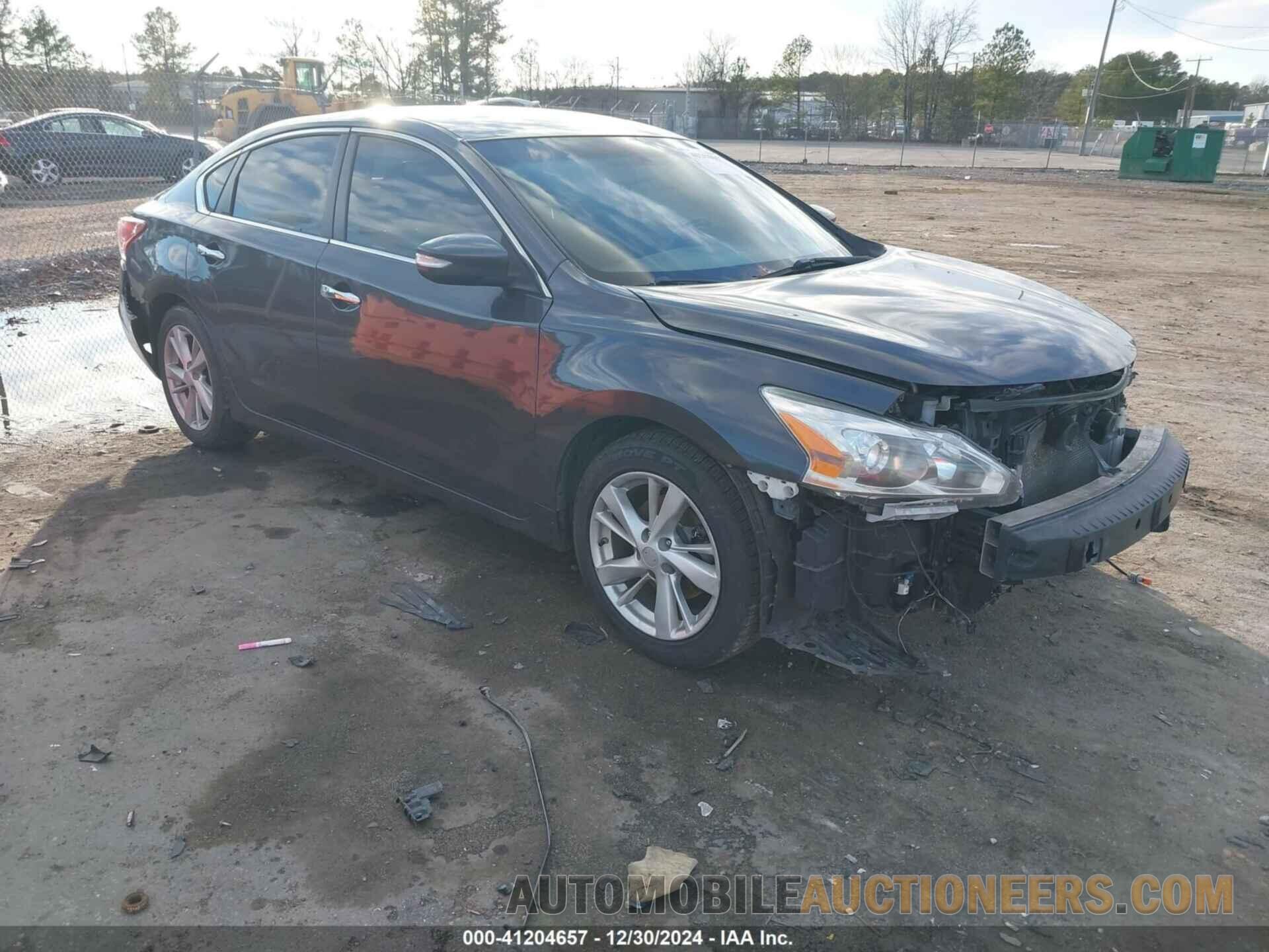 1N4AL3AP3DN588161 NISSAN ALTIMA 2013