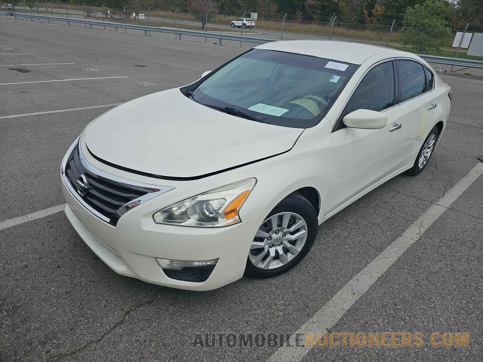 1N4AL3AP3FC142834 Nissan Altima 2015