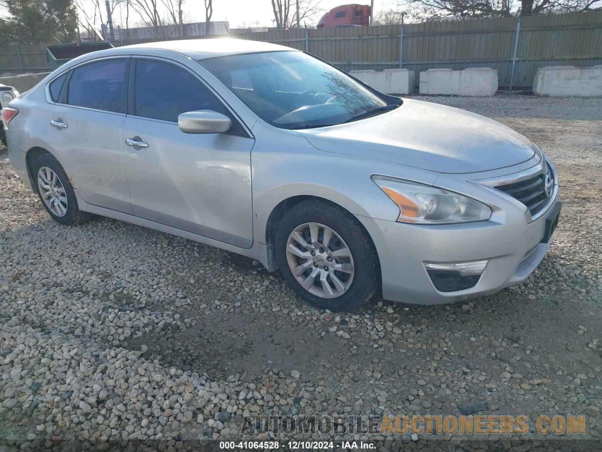 1N4AL3AP3FN319452 NISSAN ALTIMA 2015