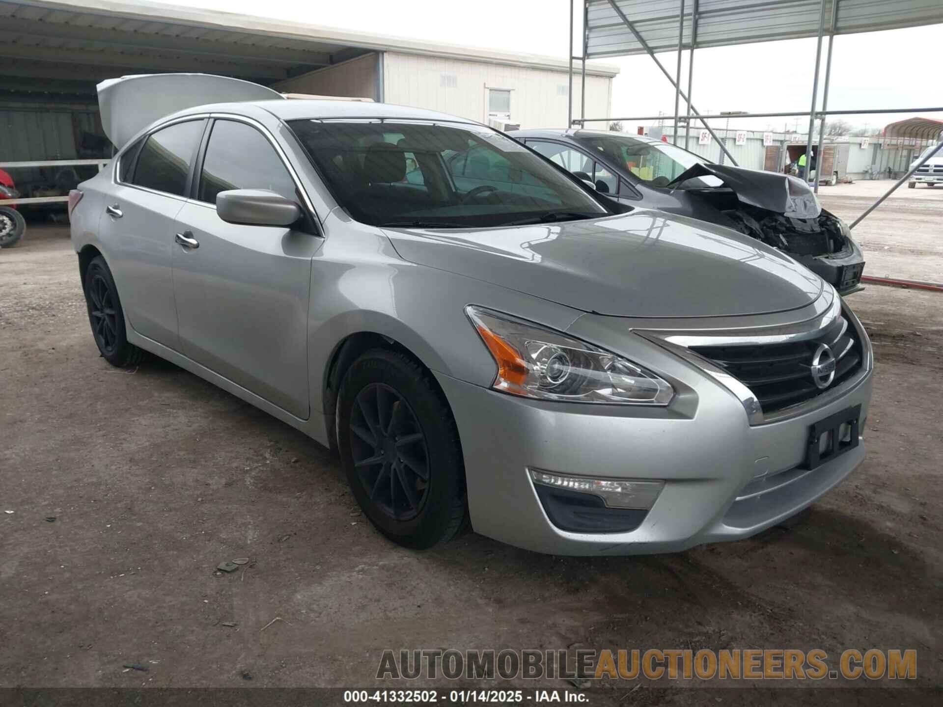 1N4AL3AP3FN329835 NISSAN ALTIMA 2015