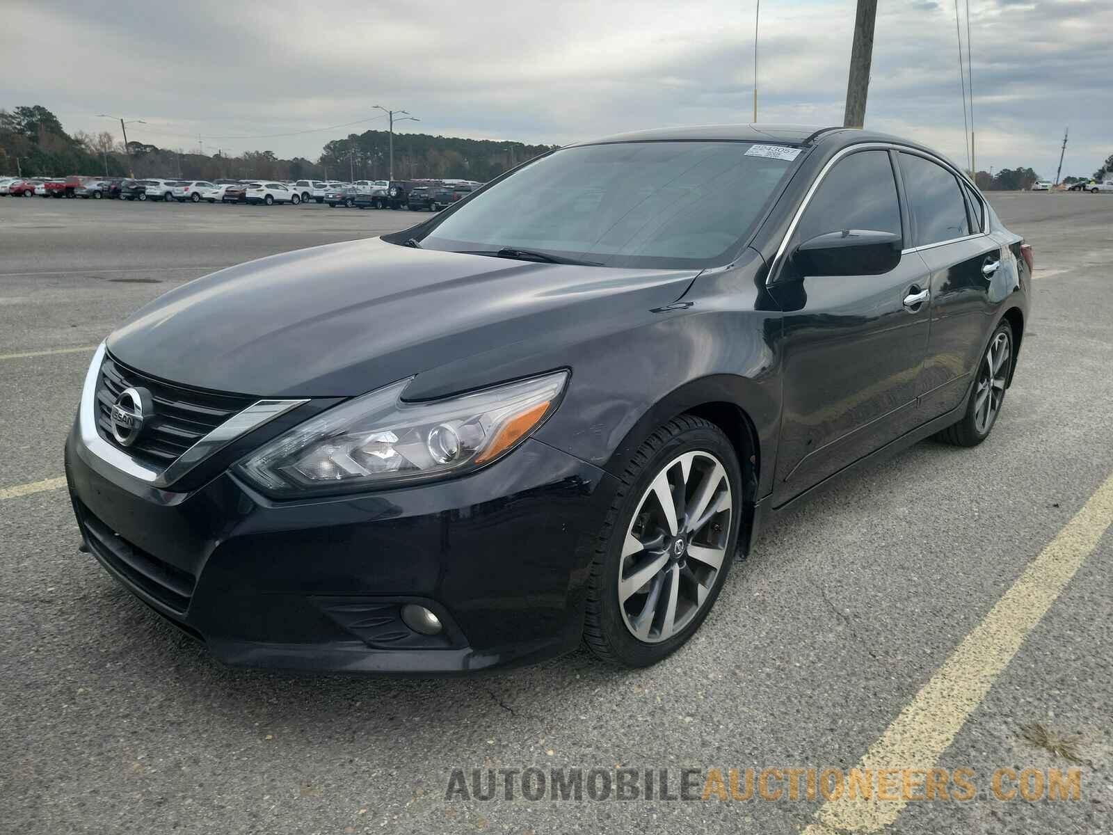 1N4AL3AP3HC119184 Nissan Altima 2017