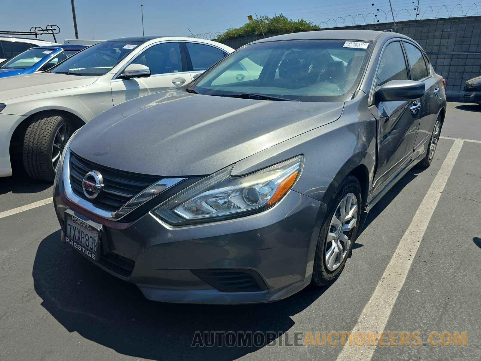 1N4AL3AP3HN318207 Nissan Altima 2017