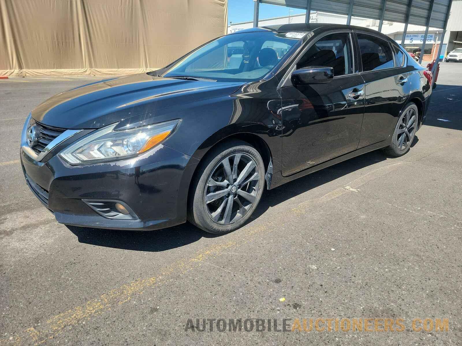 1N4AL3AP3JC226242 Nissan Altima 2018