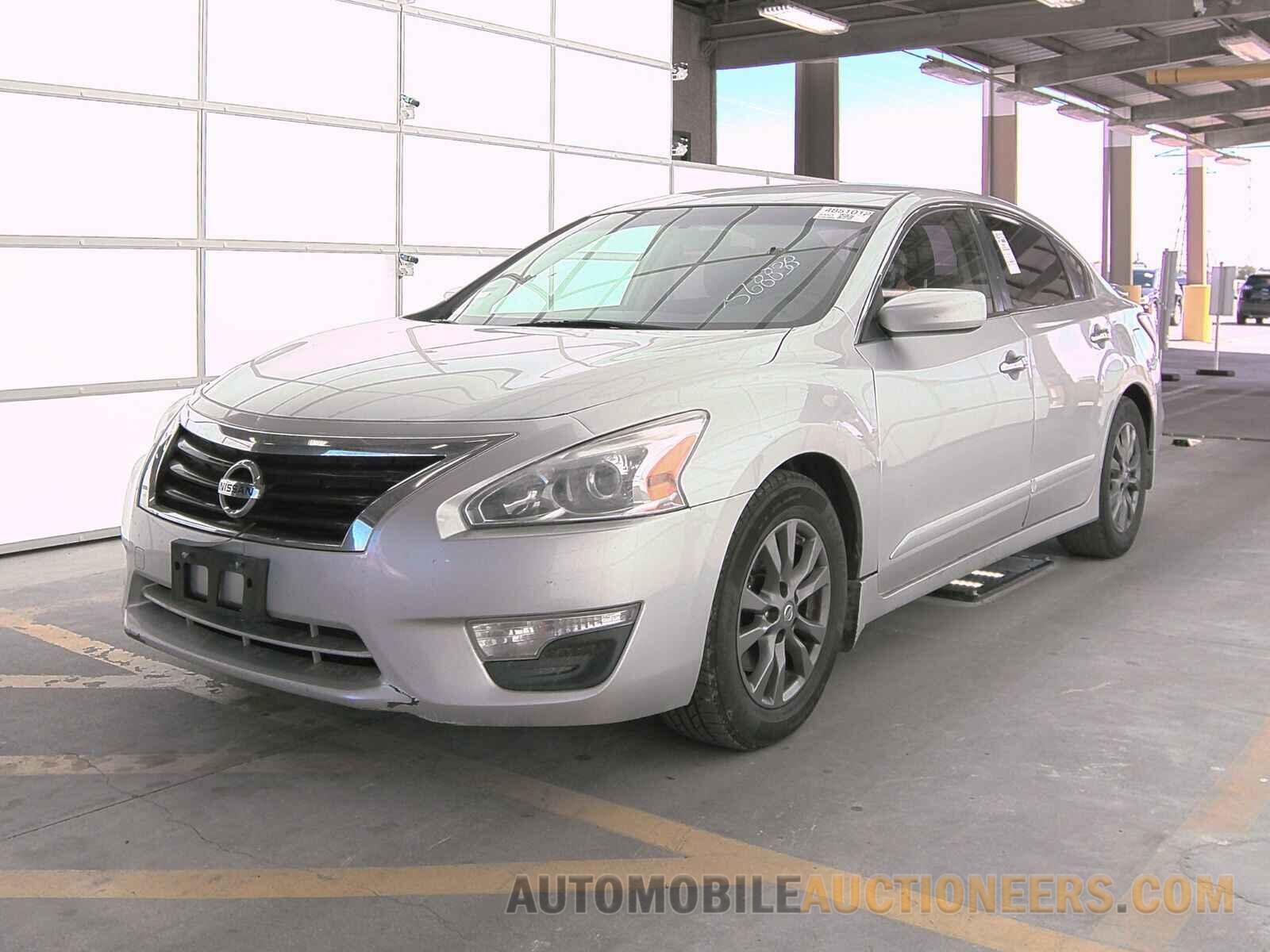 1N4AL3AP4FC568838 Nissan Altima 2015