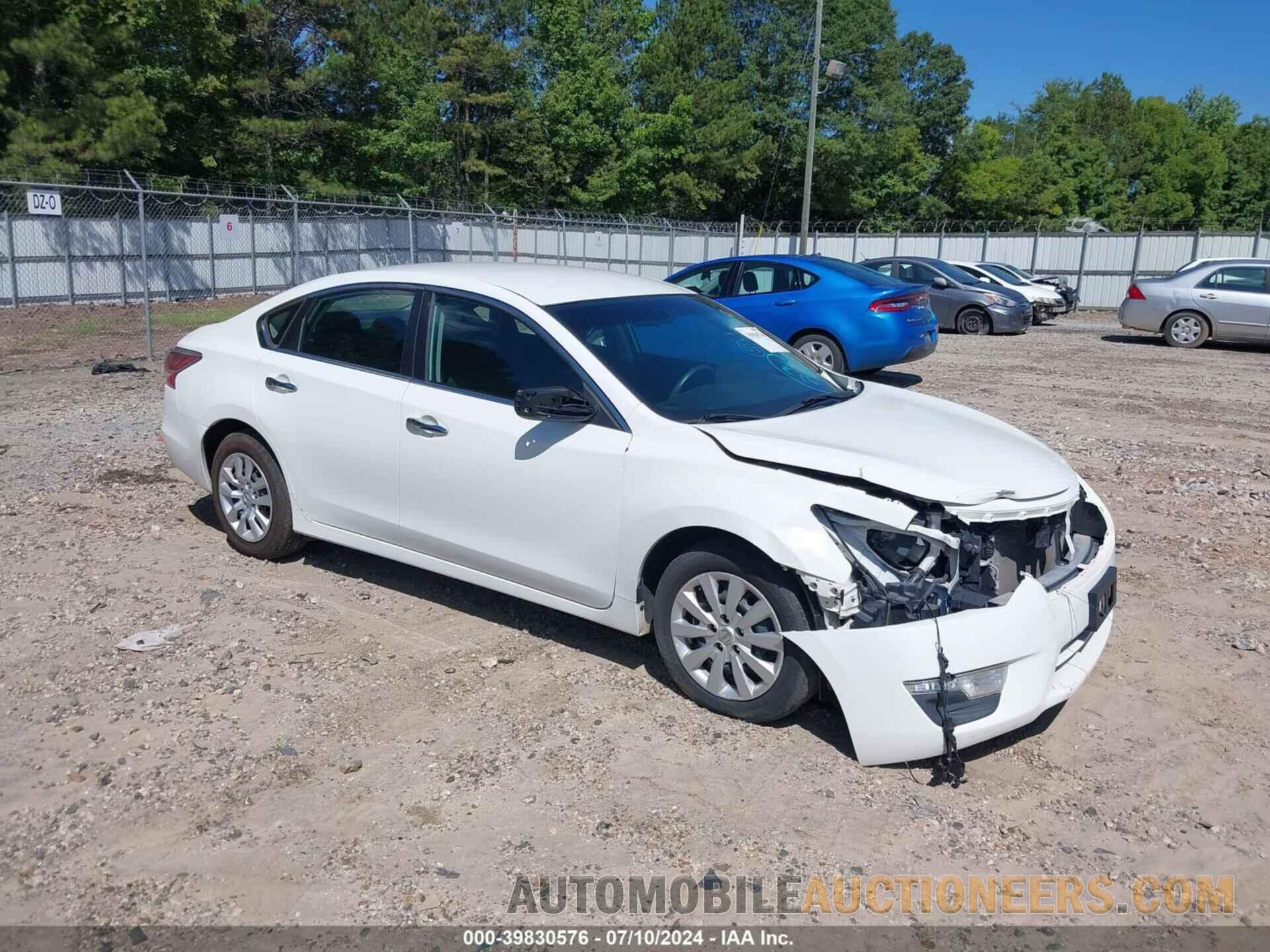 1N4AL3AP4FN387419 NISSAN ALTIMA 2015