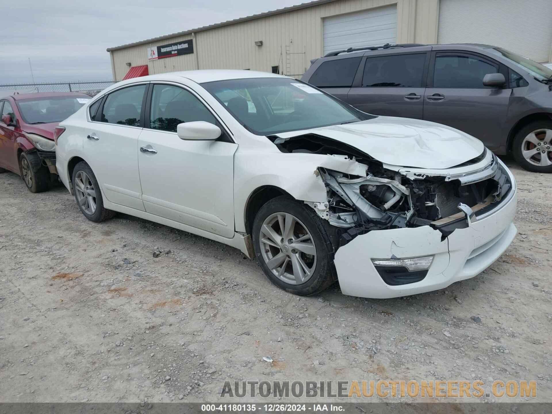 1N4AL3AP4FN392720 NISSAN ALTIMA 2015