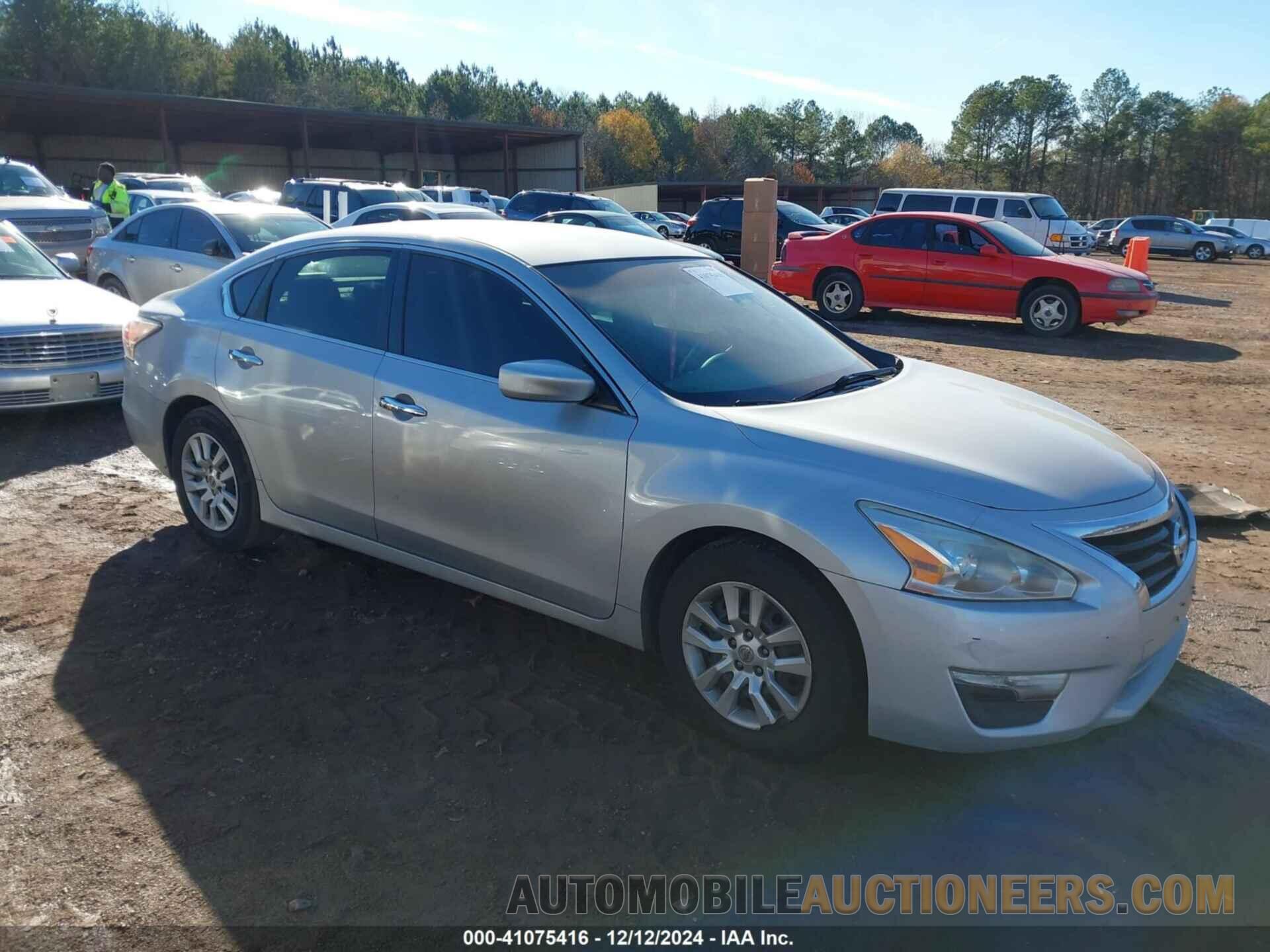 1N4AL3AP4FN890657 NISSAN ALTIMA 2015