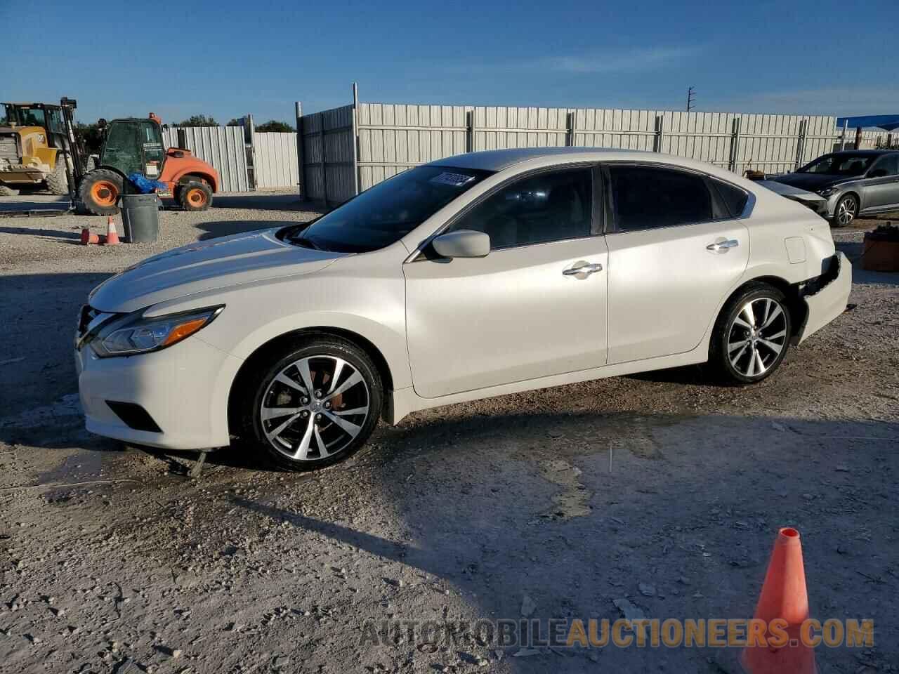 1N4AL3AP4HN330320 NISSAN ALTIMA 2017