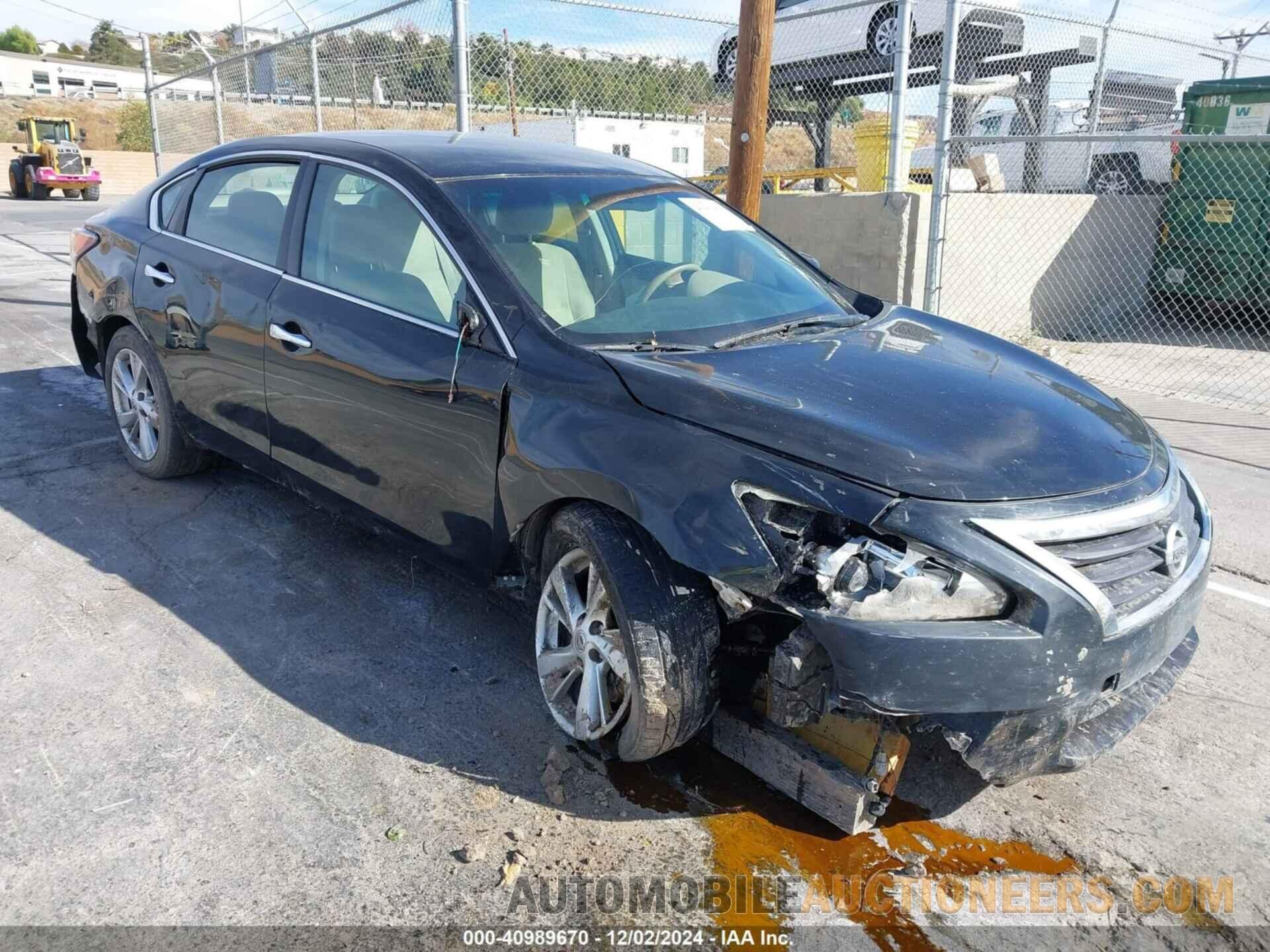 1N4AL3AP5EN205130 NISSAN ALTIMA 2014