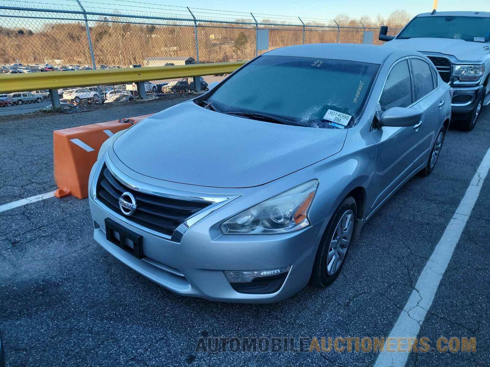 1N4AL3AP5FC470546 Nissan Altima 2015