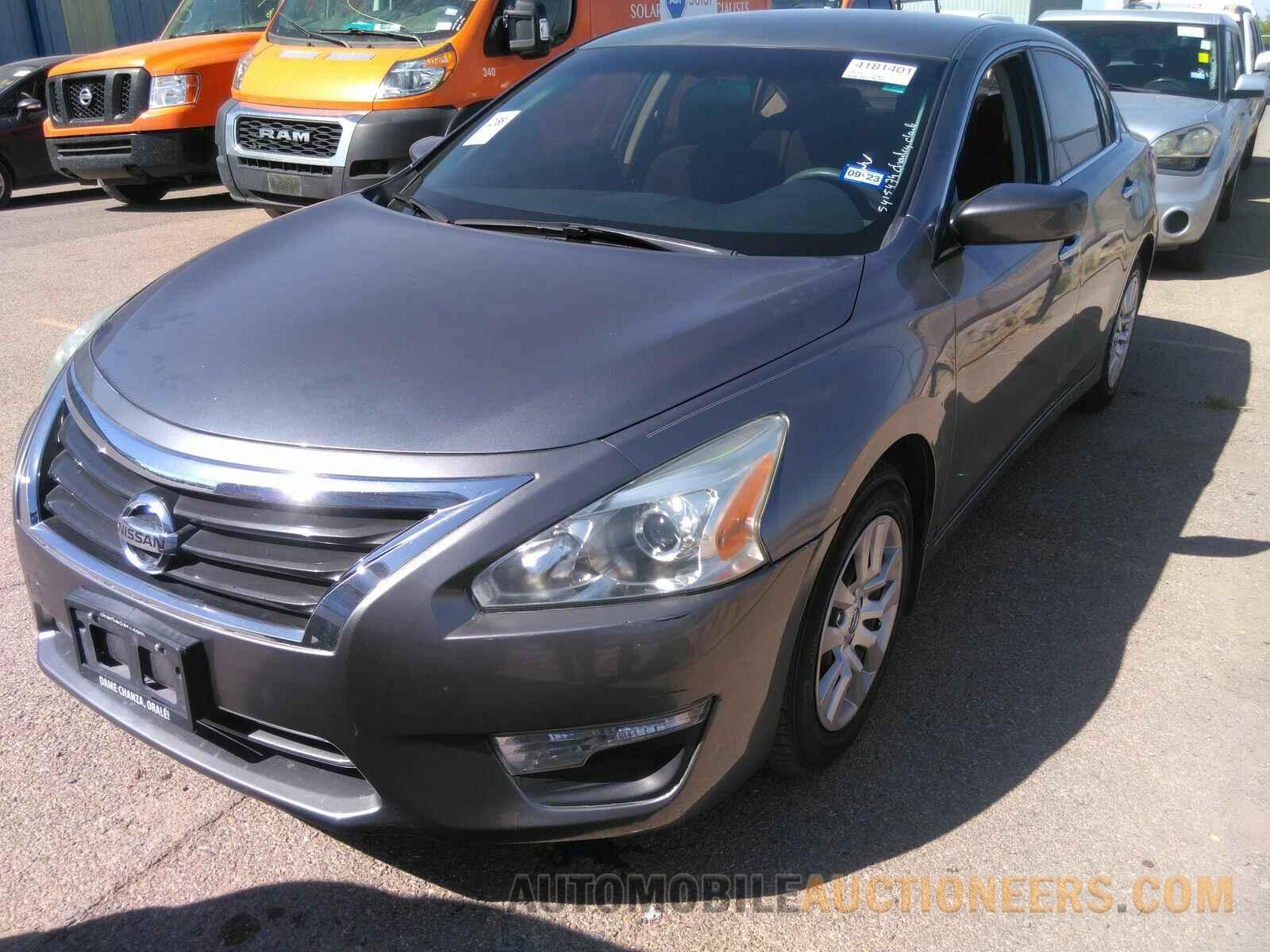 1N4AL3AP5FC484561 Nissan Altima 2015