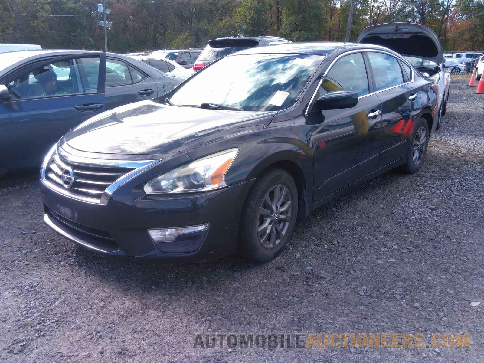 1N4AL3AP5FN359113 Nissan Altima 2015