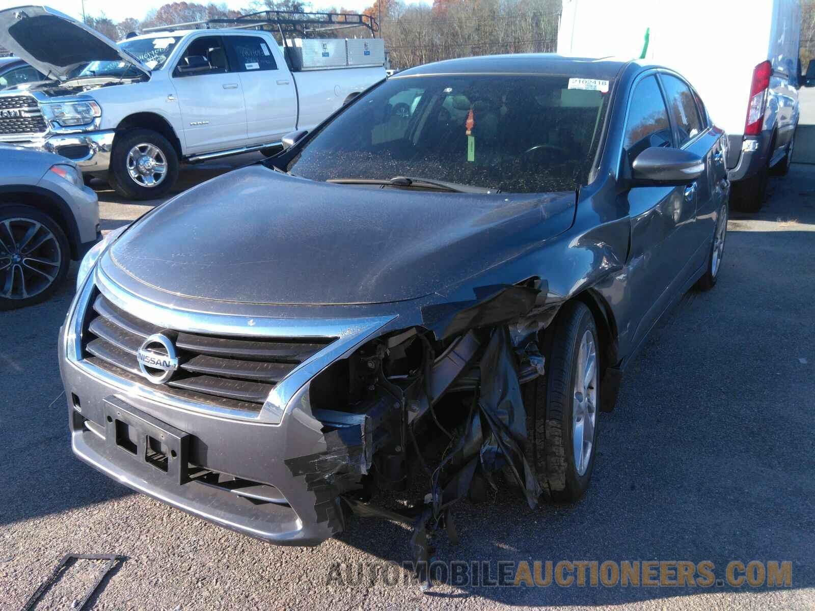 1N4AL3AP5FN399823 Nissan Altima 2015