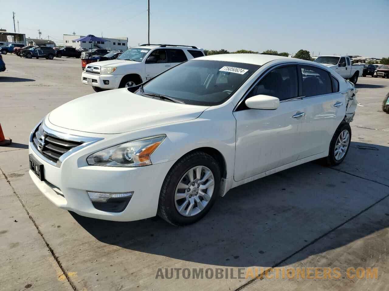 1N4AL3AP5FN863032 NISSAN ALTIMA 2015