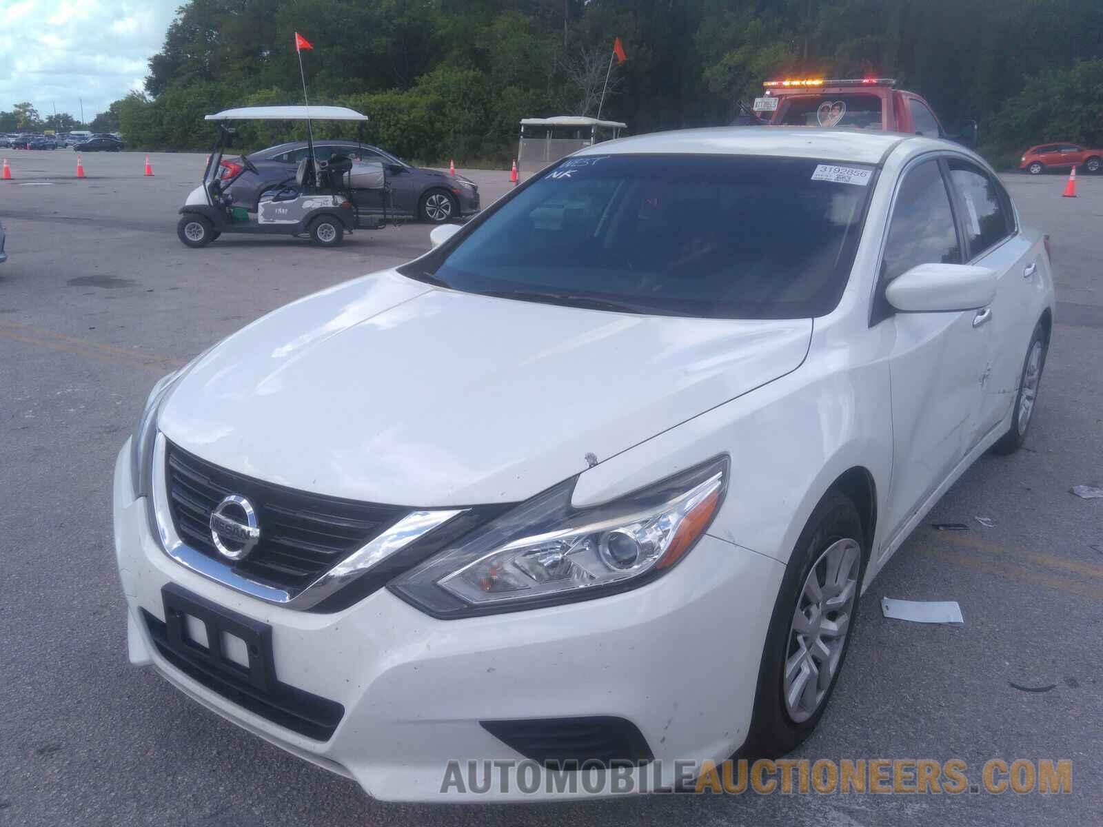 1N4AL3AP5HC479976 Nissan Altima 2017