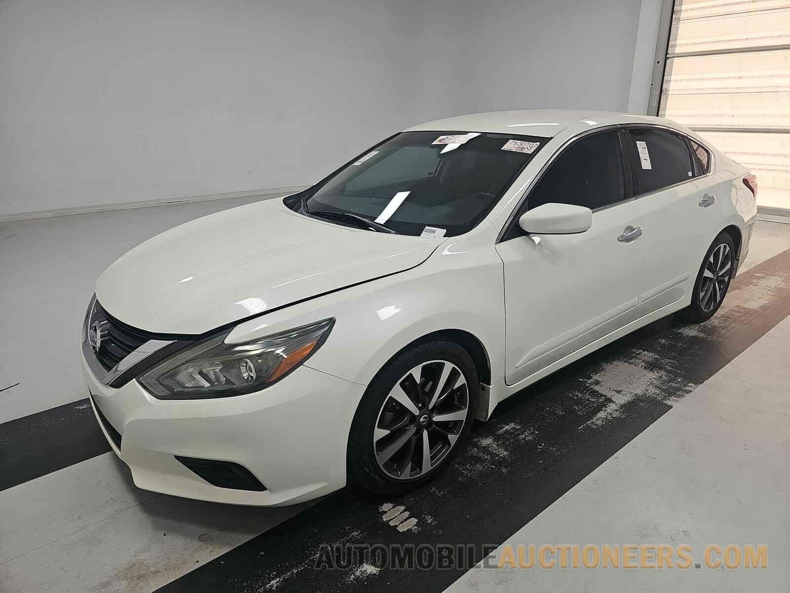 1N4AL3AP5HN313803 Nissan Altima 2017