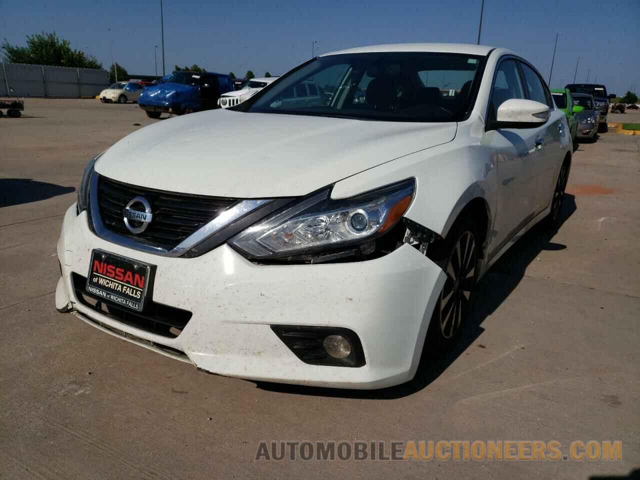 1N4AL3AP5JC163273 NISSAN ALTIMA 2018