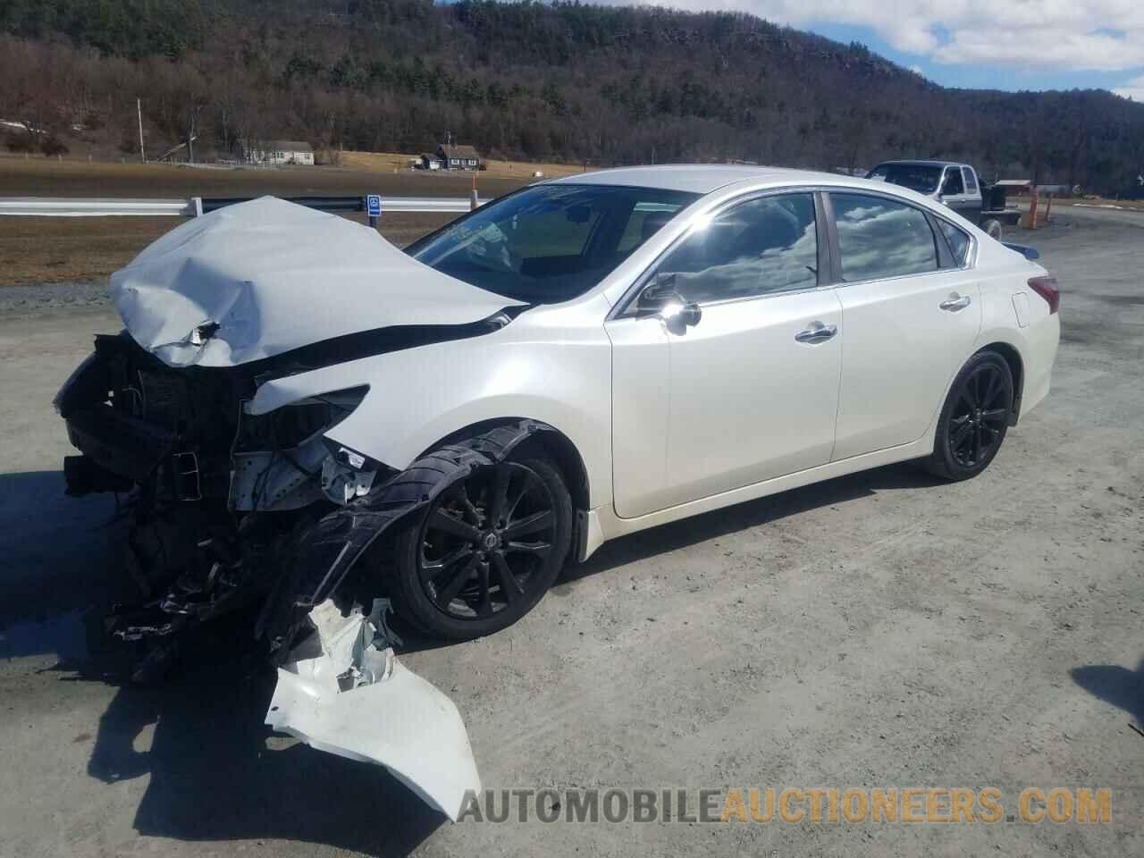 1N4AL3AP5JC209068 NISSAN ALTIMA 2018