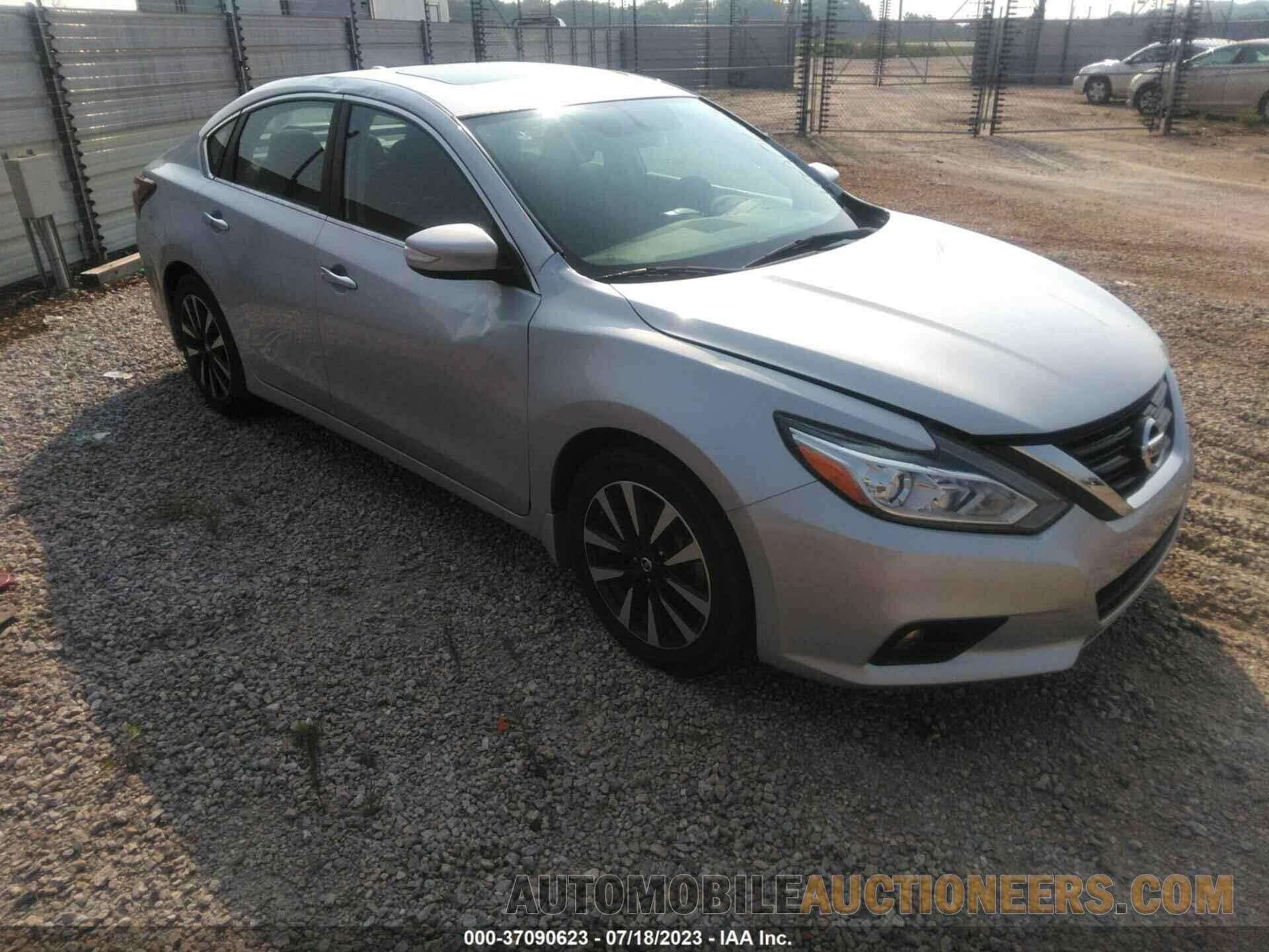 1N4AL3AP5JC211094 NISSAN ALTIMA 2018