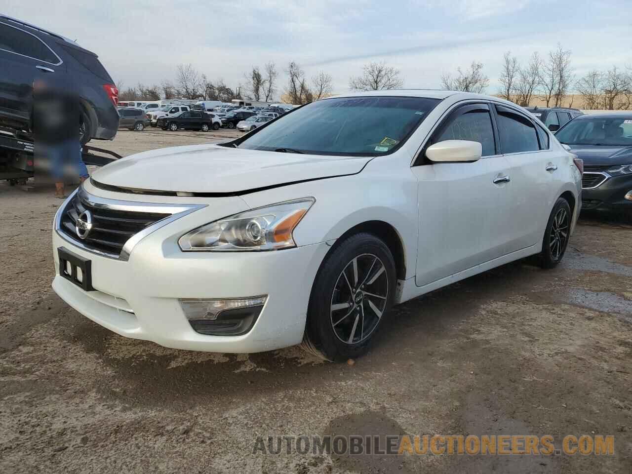 1N4AL3AP6DC164677 NISSAN ALTIMA 2013