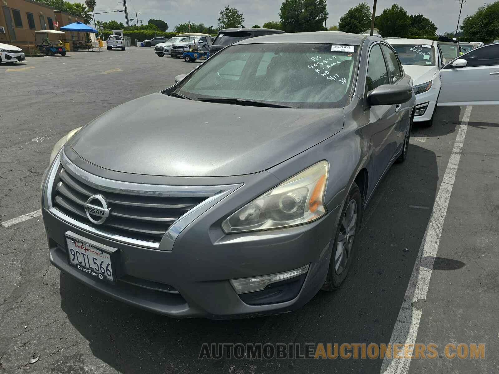 1N4AL3AP6FC465520 Nissan Altima 2015