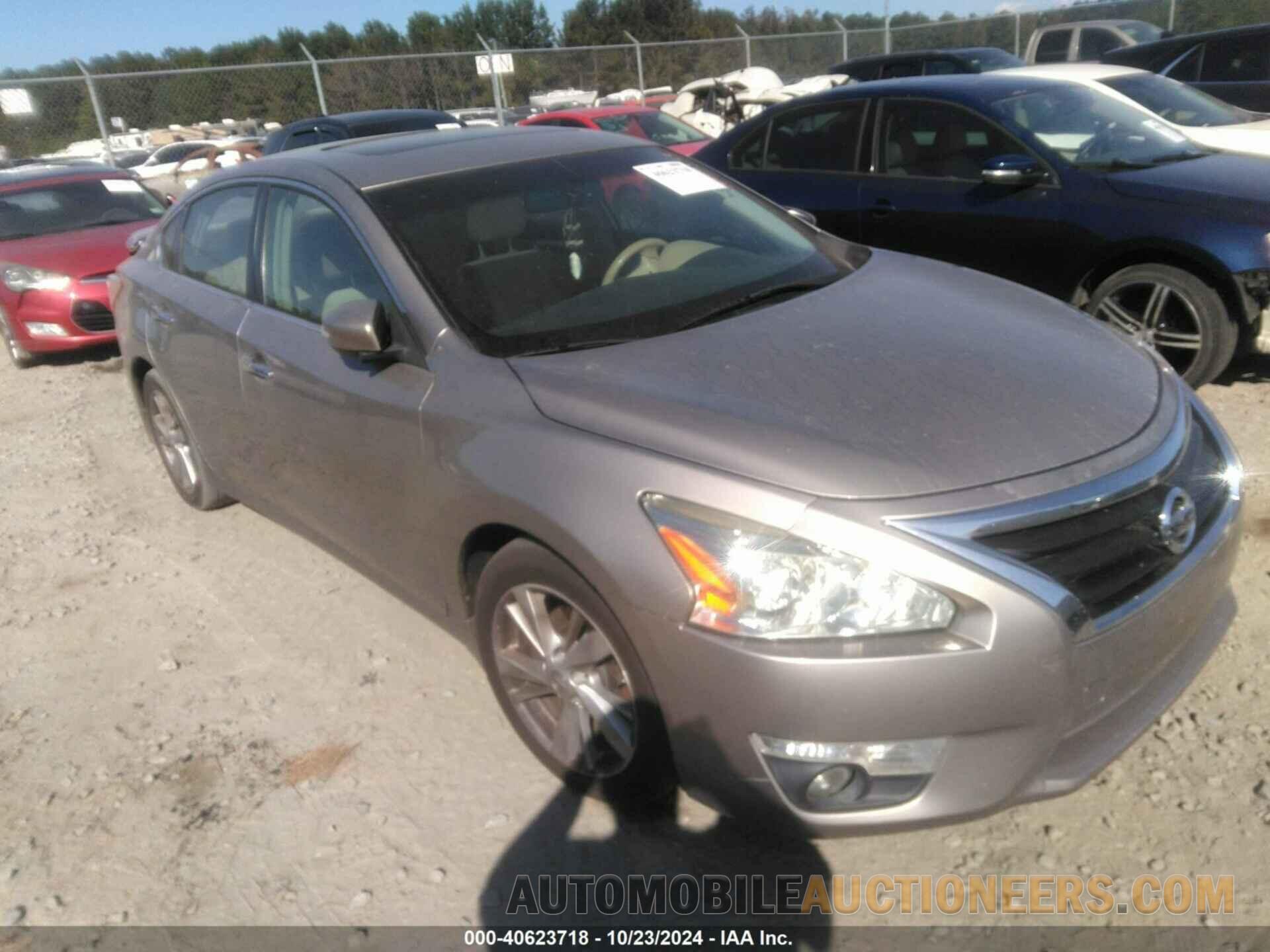 1N4AL3AP7DC159889 NISSAN ALTIMA 2013